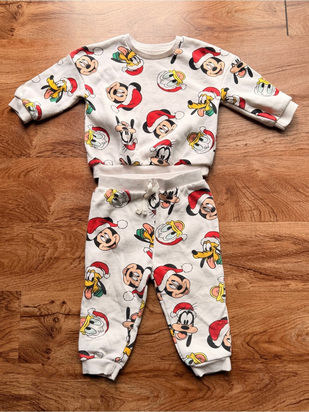 Disney Kids Holiday Pajama Set - White, Red & Yellow